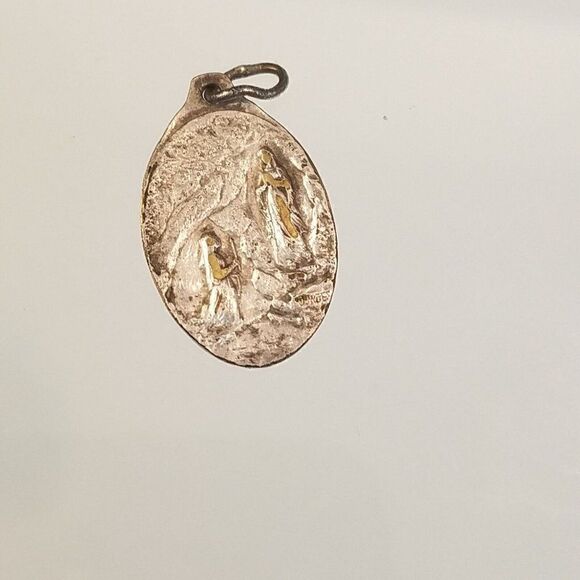 Our Lady of Lourdes Medal Charm Vintage Catholic - Picture 4 of 4